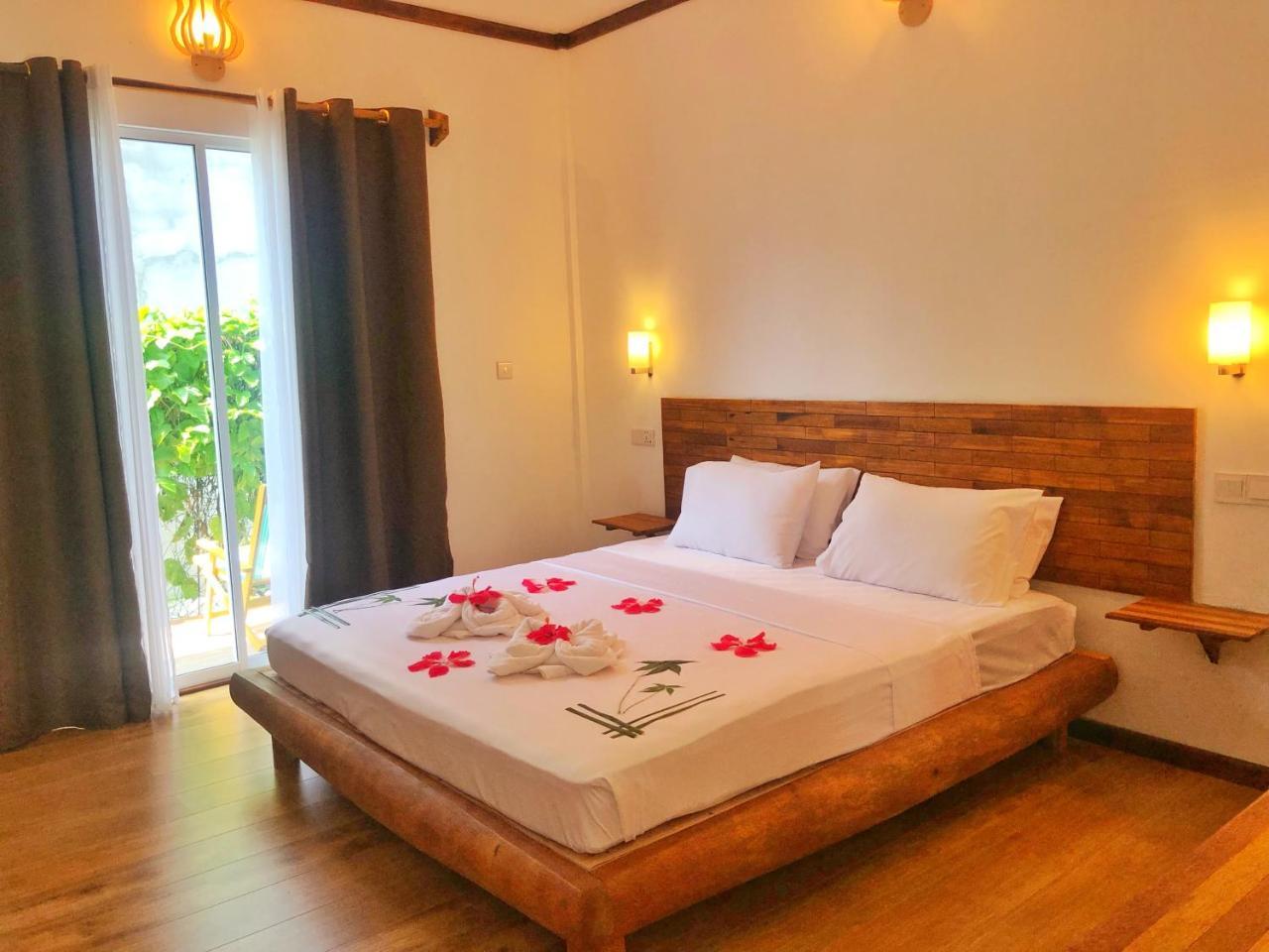 Hotel Wow Retreat à Felidhoo Extérieur photo